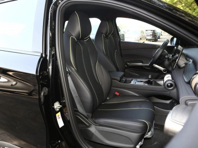 比亚迪元PLUS内部扶手图2