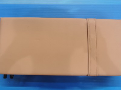 比亚迪海豹内部头枕扶手图5