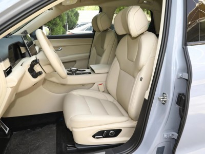 问界M5头枕与扶手项目图9