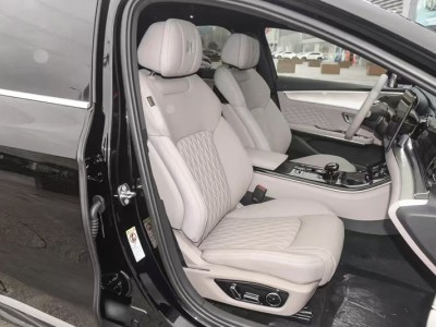 比亚迪汉靠枕与扶手图7