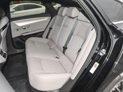 比亚迪汉靠枕与扶手图6