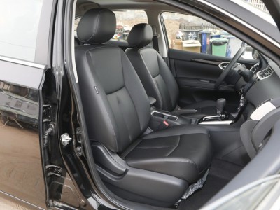 日产轩逸靠枕图5