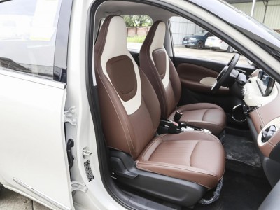 五菱缤果靠枕图3