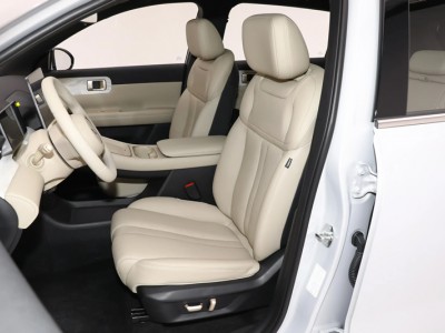 五菱星光S靠枕与扶手图9